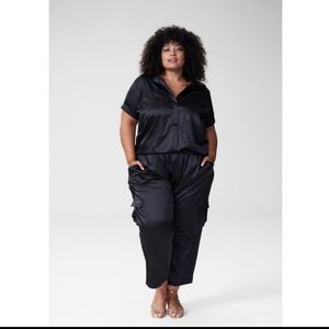 Universal Standard Trish Satin Button Down size S
